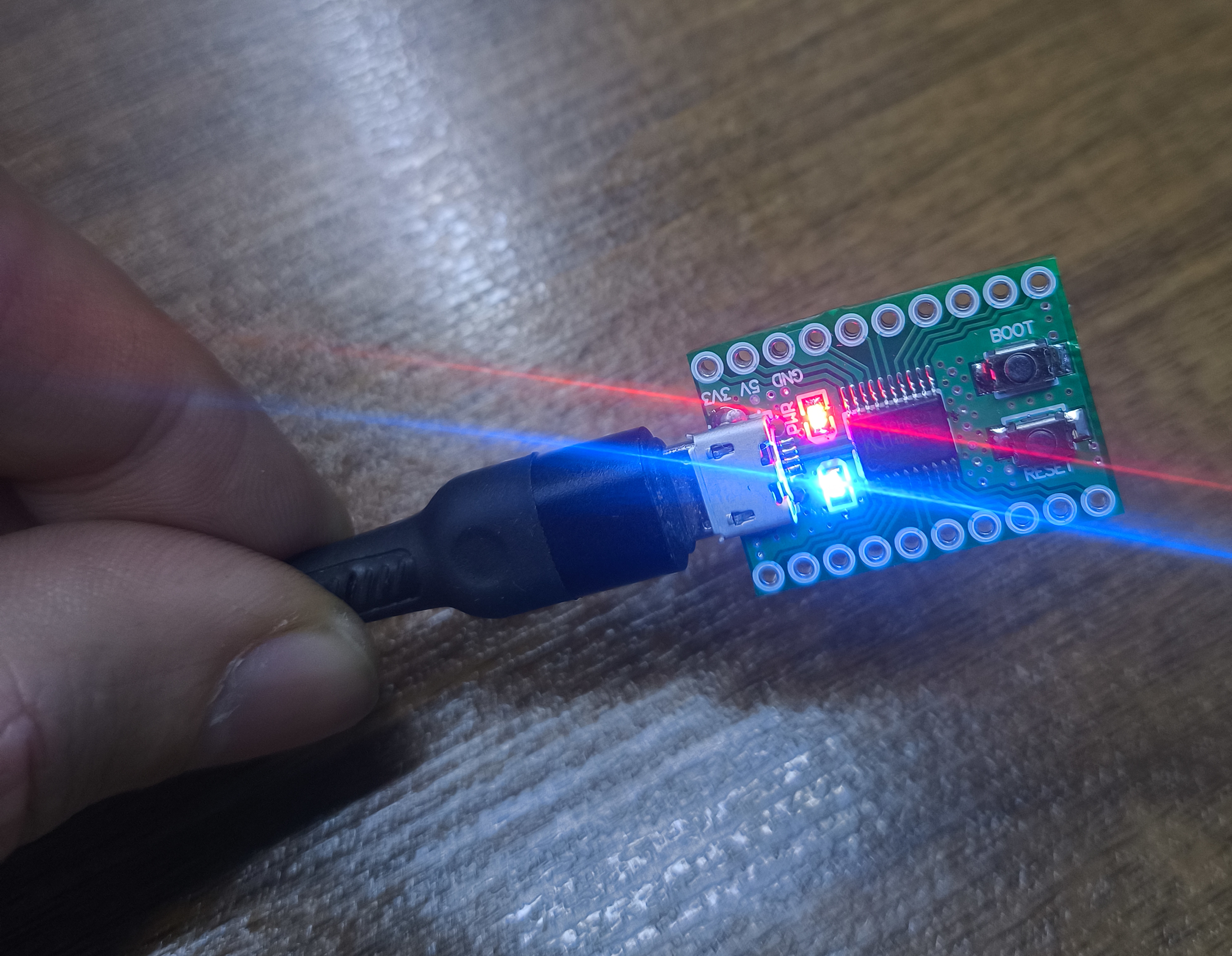 هدر برد میکروکنترلر CH552T